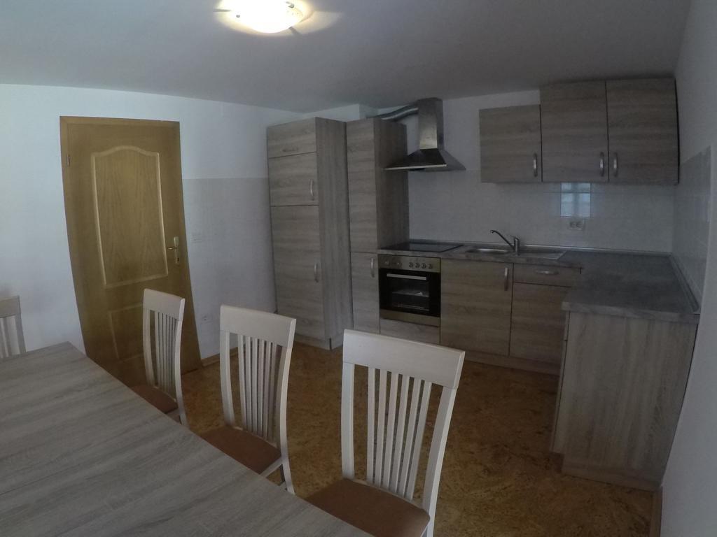 Lesjakova Domacija Бовец Екстериор снимка